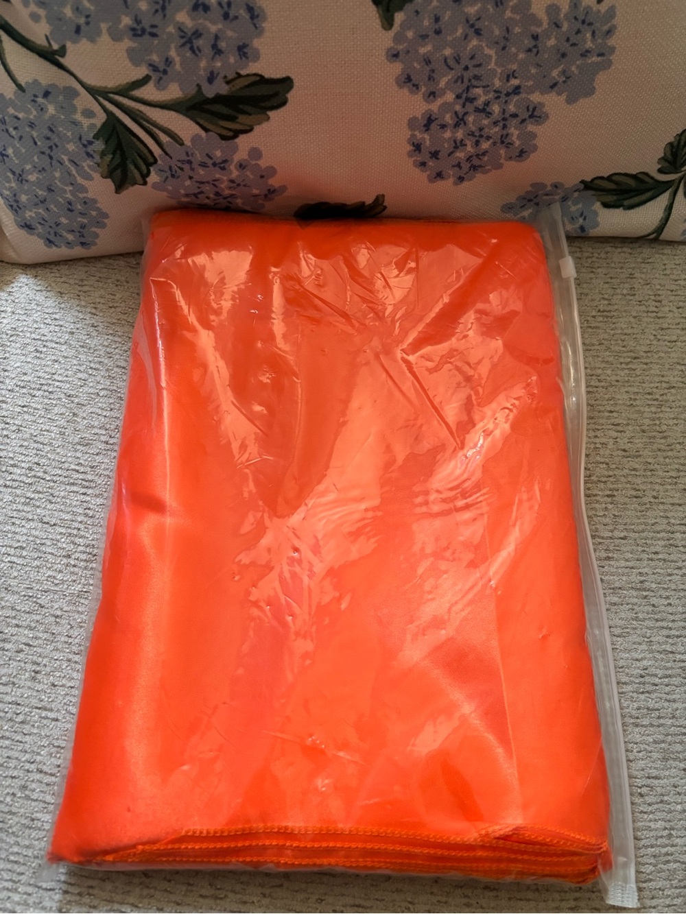 Satin Table Runners 10 Pack